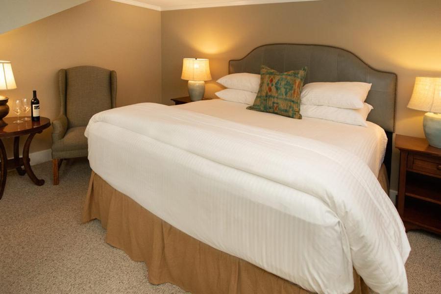 The Dorset Inn Екстер'єр фото